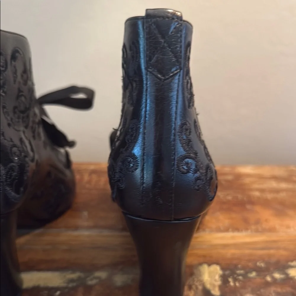 John Fluevog Stunner Black Embroidery Patterned Heeled Boots - Picture 10 of 16